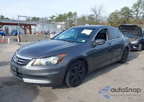 2008 Honda Accord 2.4 Ex-L z USA, uszkodzony, nr VIN 1HGCP26808A071840